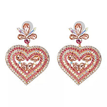 Load image into Gallery viewer, Heart Me Earrings