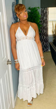 Load image into Gallery viewer, Lacey Maxi Dress